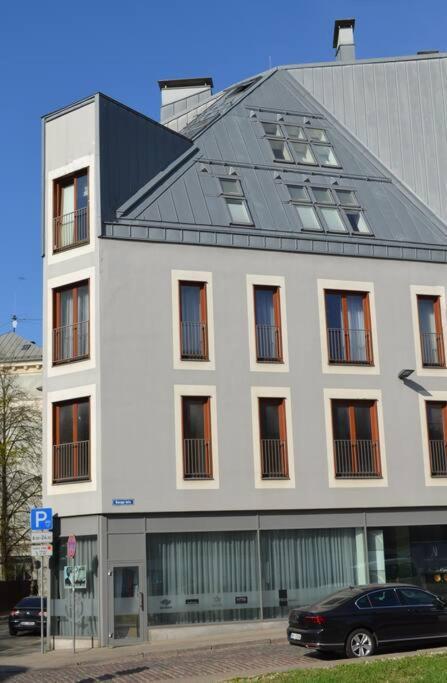 Luxury Apartment With A Balcony And View In Riga Old Town エクステリア 写真