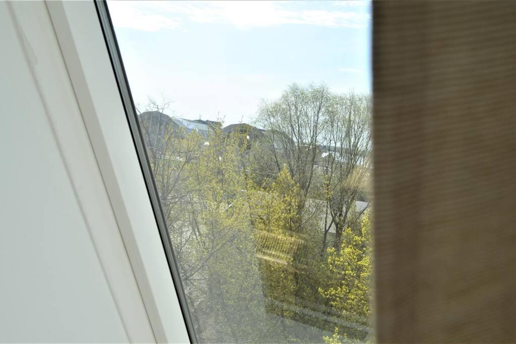 Luxury Apartment With A Balcony And View In Riga Old Town エクステリア 写真