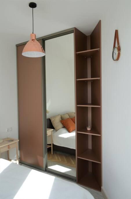 Luxury Apartment With A Balcony And View In Riga Old Town エクステリア 写真